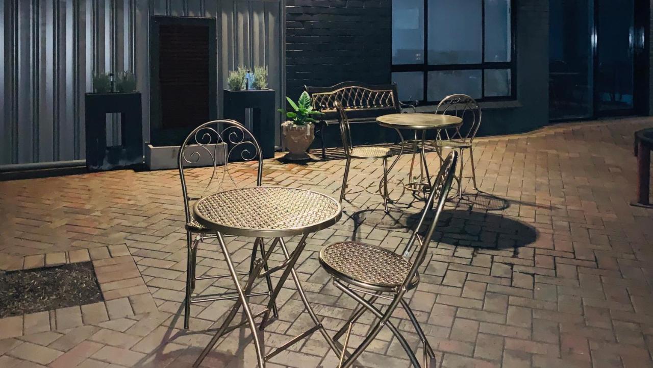 Rochester Tavern Hotell Eksteriør bilde
