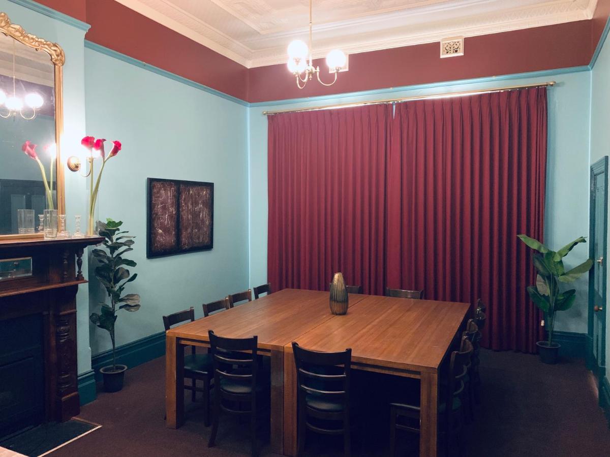 Rochester Tavern Hotell Eksteriør bilde